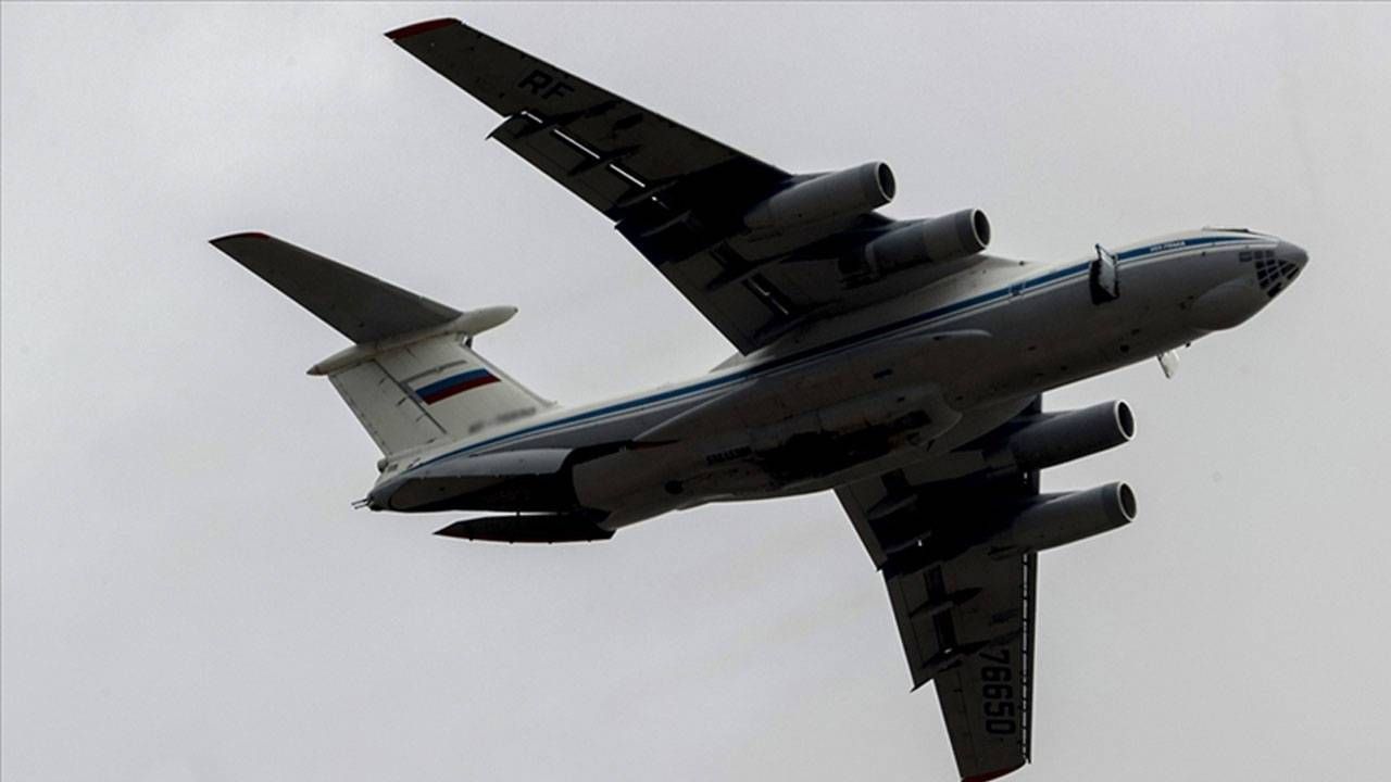 Hafif motorlu uçak sert iniş yaptı: 1 ölü