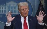 Trump’ın Kanada tarifelerine iki ülkede de d... Trump’ın Kanada tarifelerine iki ülkede de d...